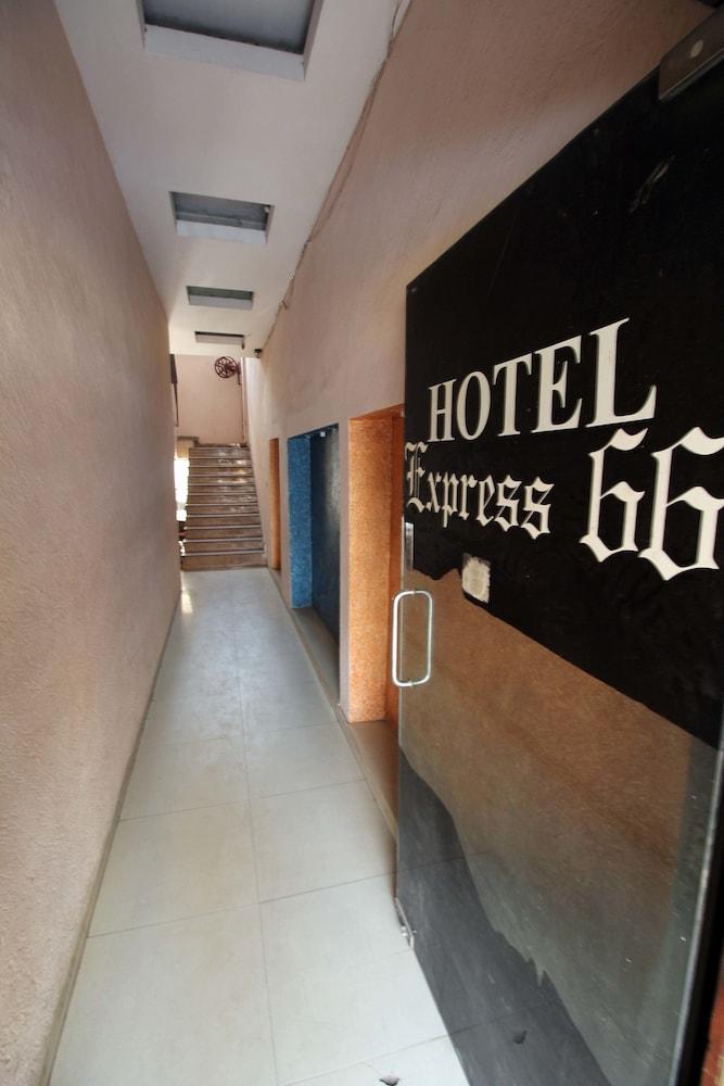 فندق نيودلهيفي  فندق إكسبريس 66 المظهر الخارجي الصورة